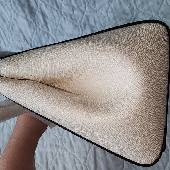 Coach Kailey Carryall - Picture 5 of 7